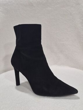 Geox Black Pointed-Toe Suede Ankle Booties